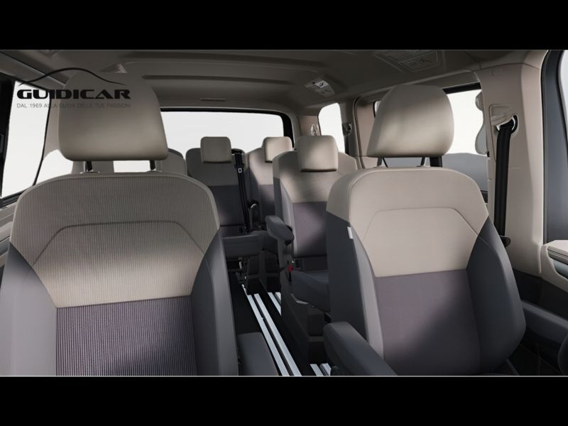 GuidiCar - VOLKSWAGEN INDUSTRIALI NUOVO Multivan 1 Multivan Life  2.0 TDI 110kW  ant. DSG Nuovo